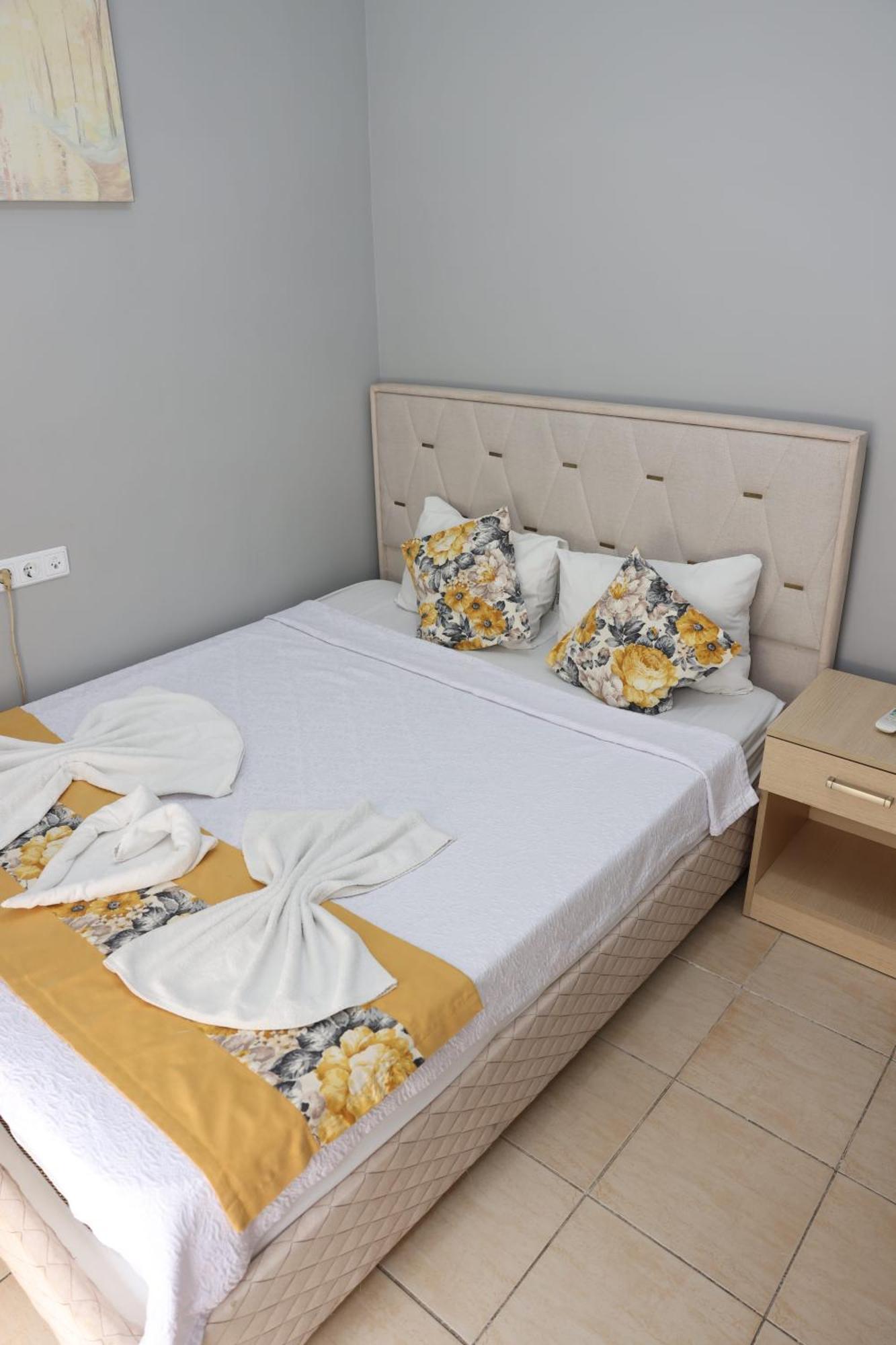 The Time Hotel Адана Екстер'єр фото