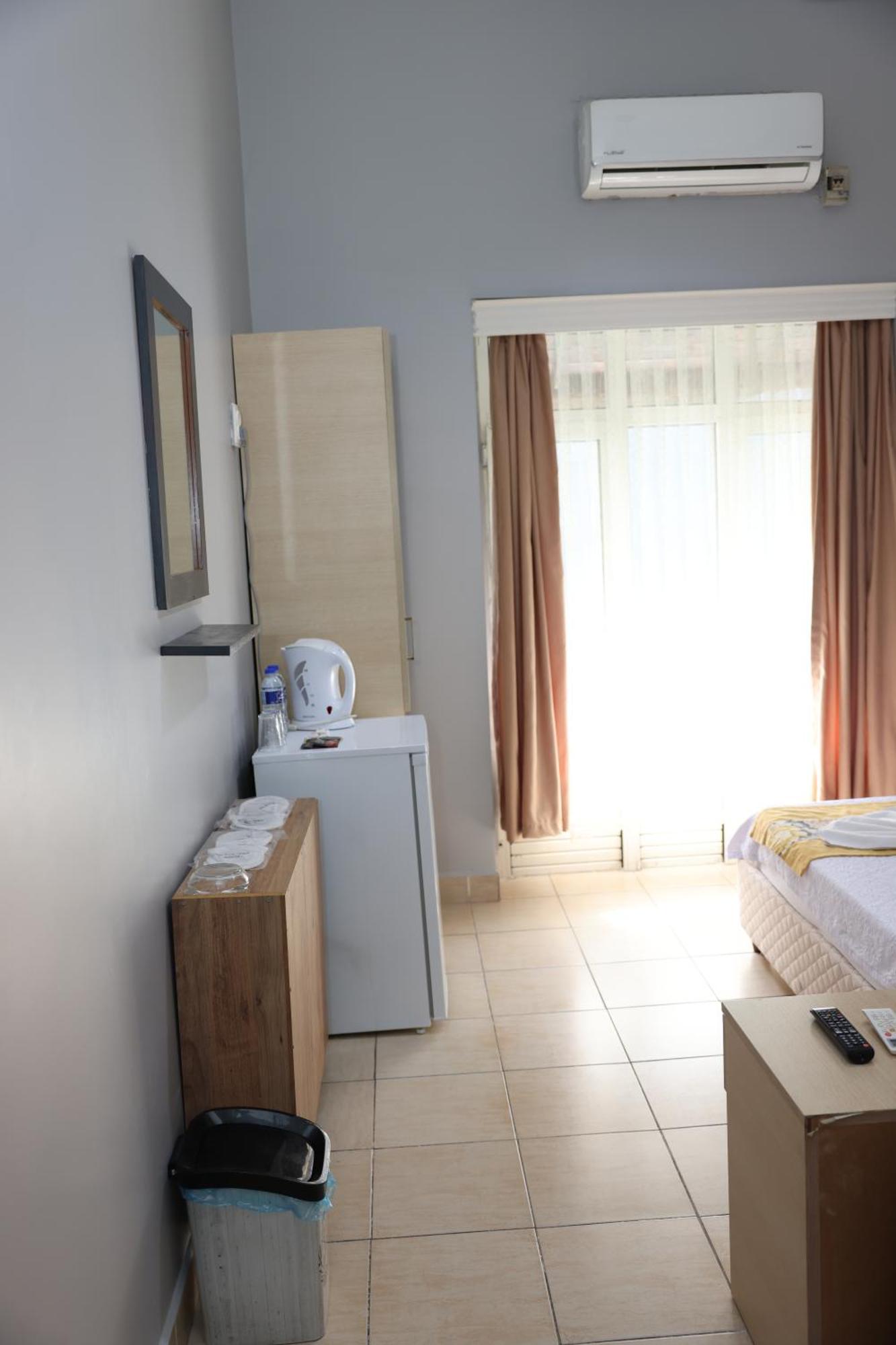 The Time Hotel Адана Екстер'єр фото