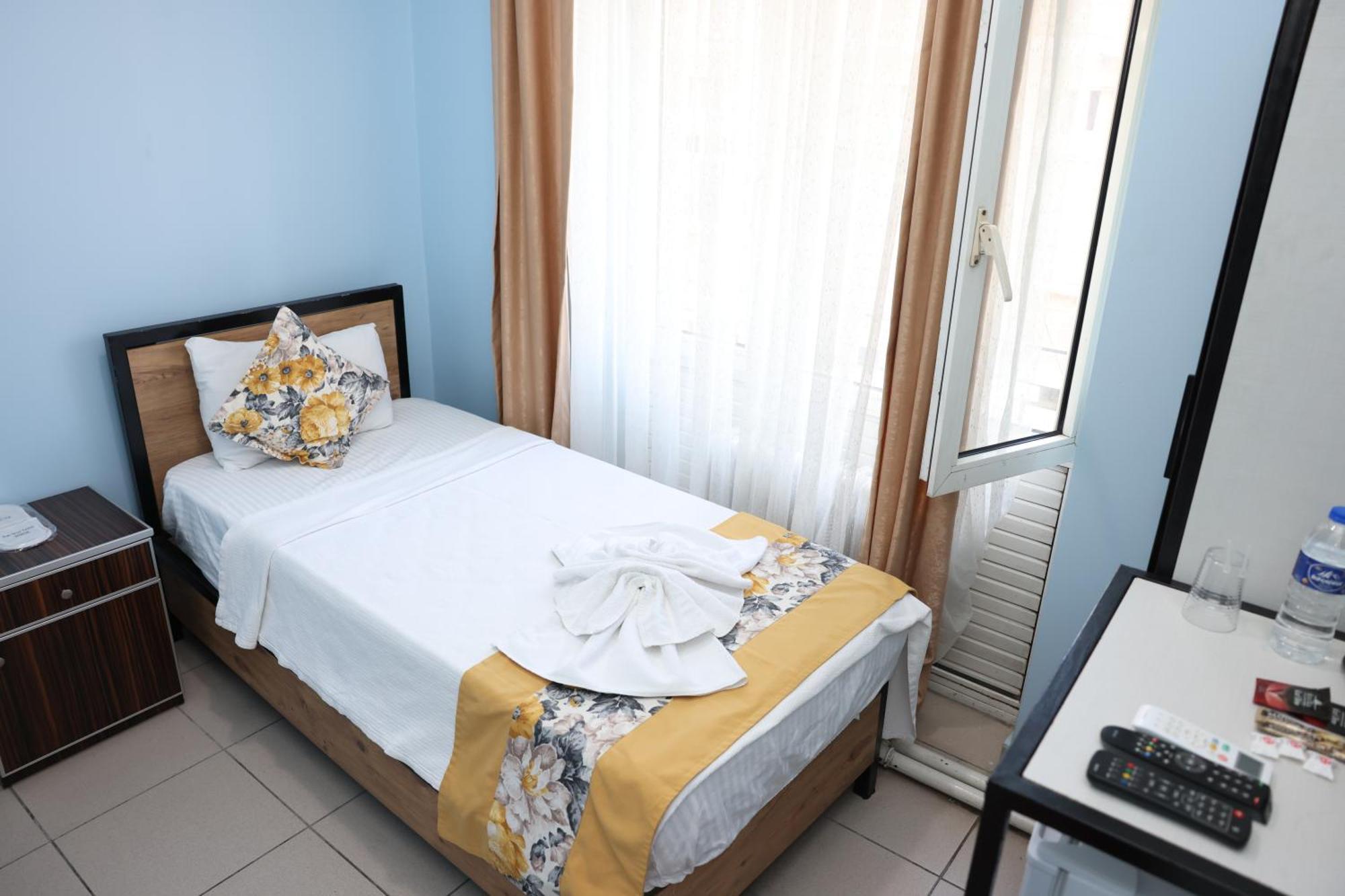 The Time Hotel Адана Екстер'єр фото